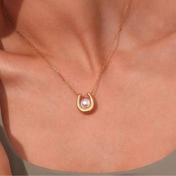 Anoited Beauty Boutique Jewelry - Gold and White Minimalist Horseshoe Necklace